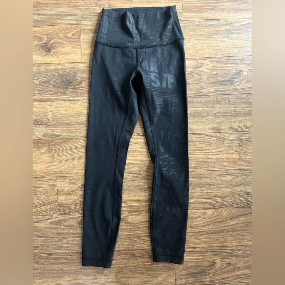 Limited Edition Manifesto Wunder Under